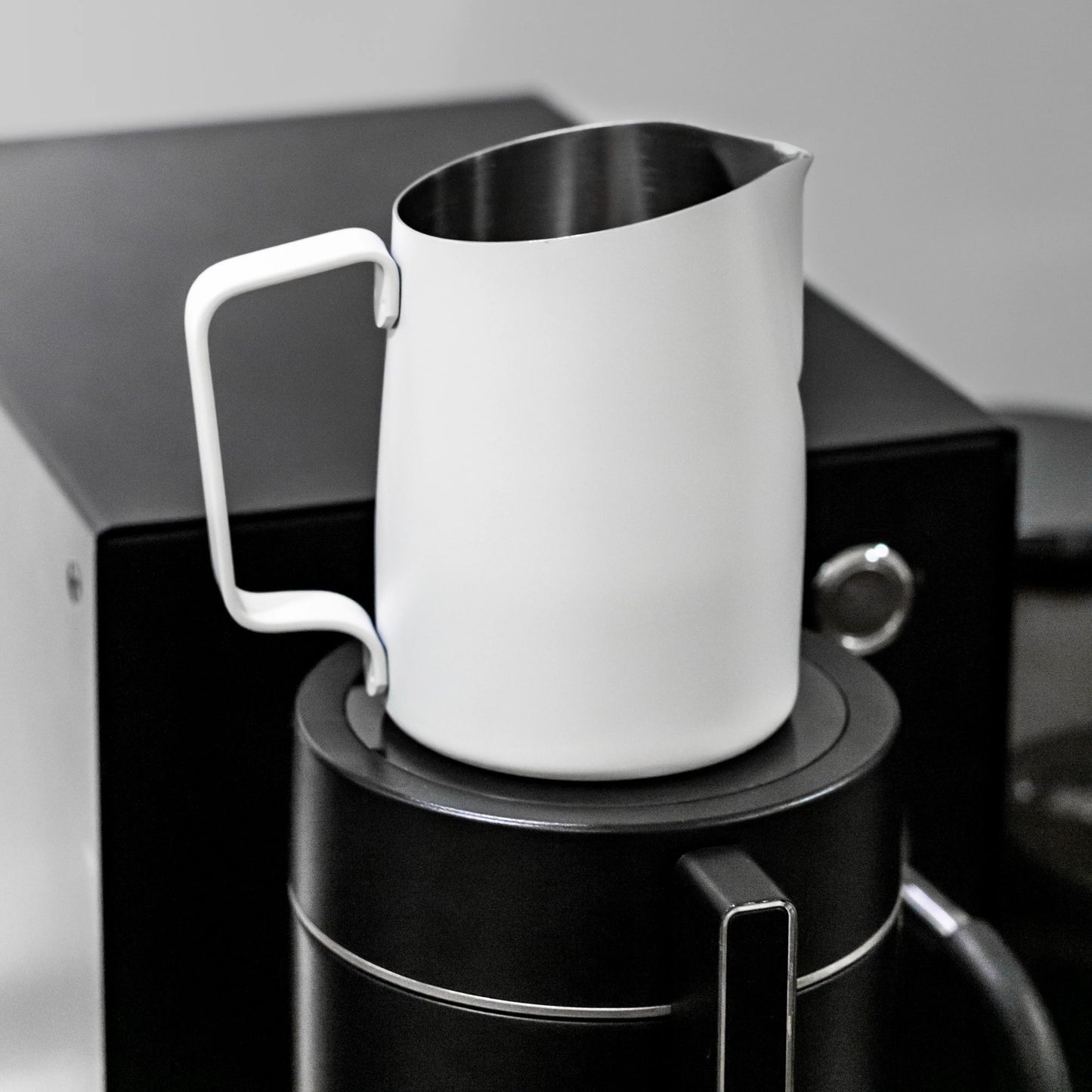 #07 Sharp Spout Milk Pitcher
