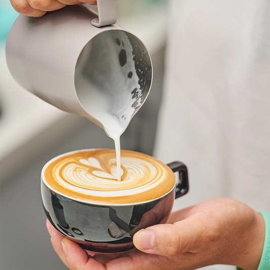 #22 Slow Pour Supply x WPM 奶壺